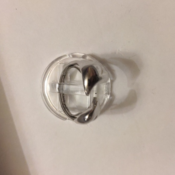 Avon Signed Heart Shaped Adjustable Women's Ring Size 8 / 8 1/2 - Picture 10 of 12